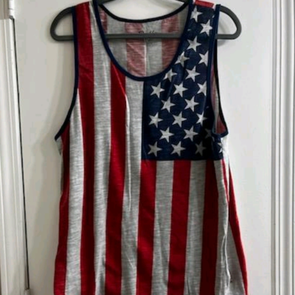 BROOKLYN Tank & Solo cup shorts size L ⭐️⭐️